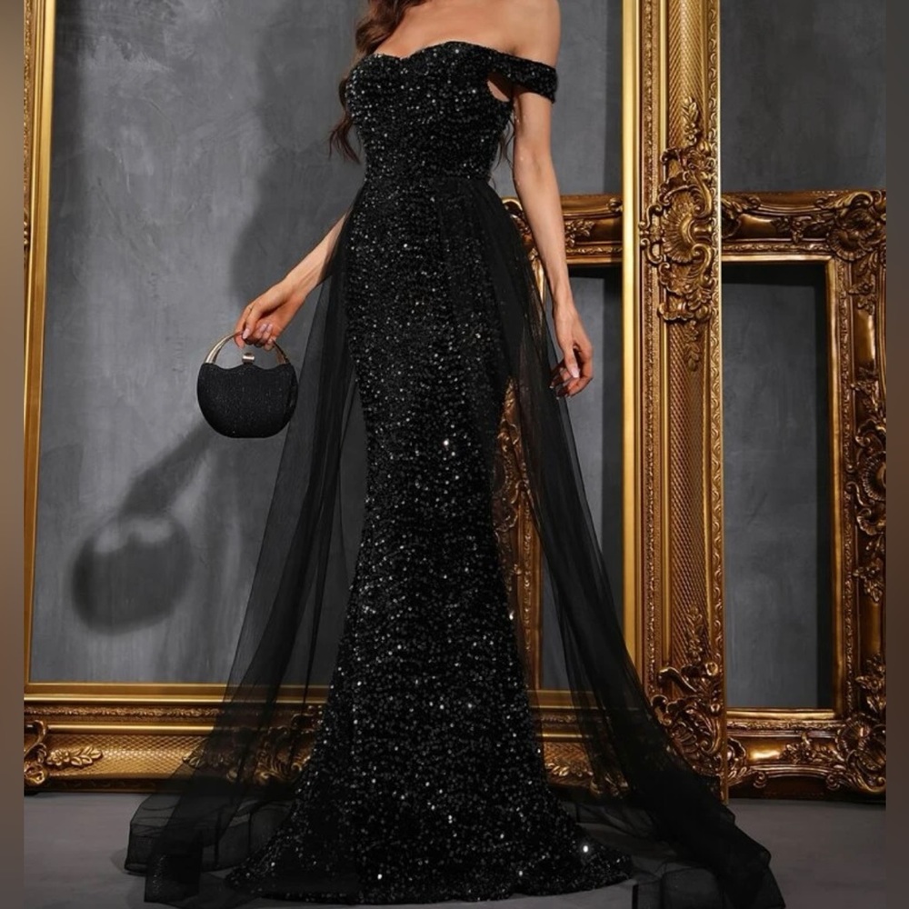 Black off the shoulders sequin prom dress